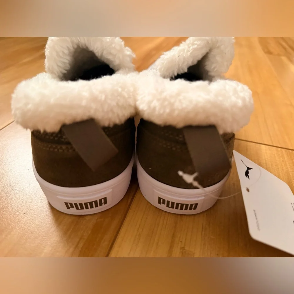 🐈‍⬛ Puma Women's Bari Comfort Sherpa Slip-Ons Size 7.5 New in box w/out lid